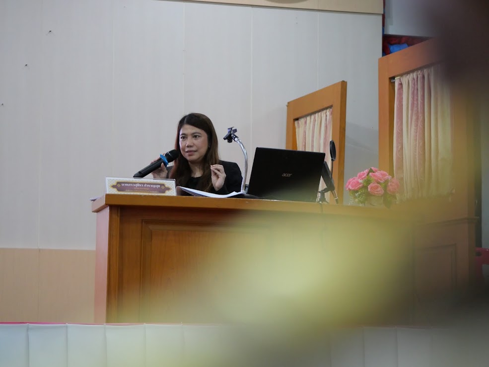 P1944056